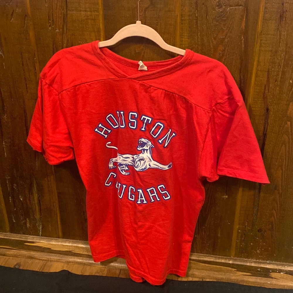 Rare vintage Houston Cougars T-shirt